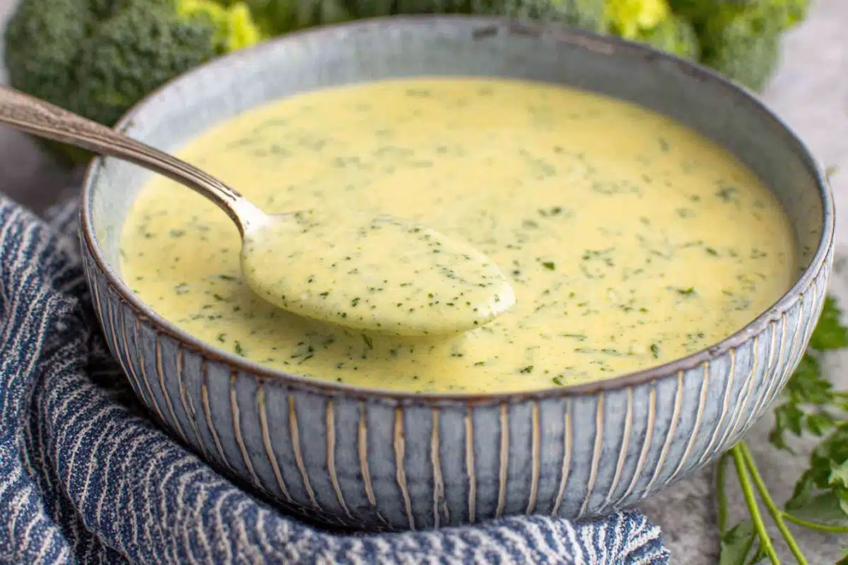 Creamy Zucchini Soup: A Cozy Comfort in Every Spoonful 4 Zucchini Soup